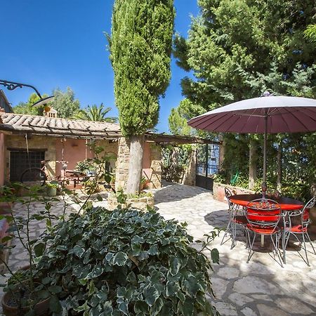 Villa Degli Artisti Cefalù Rum bild