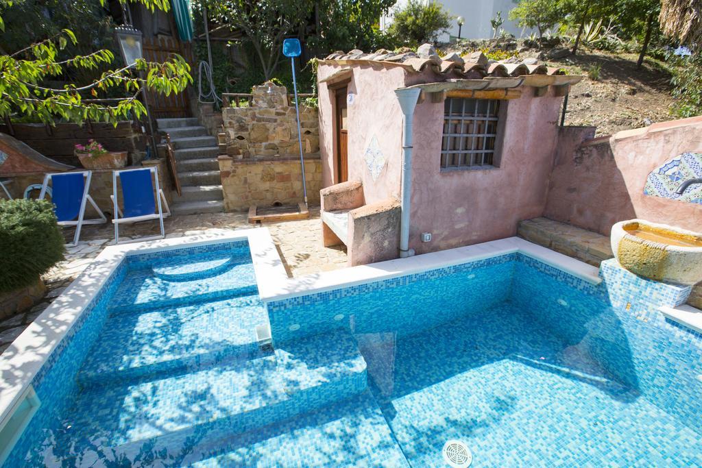 Villa Degli Artisti Cefalù Rum bild