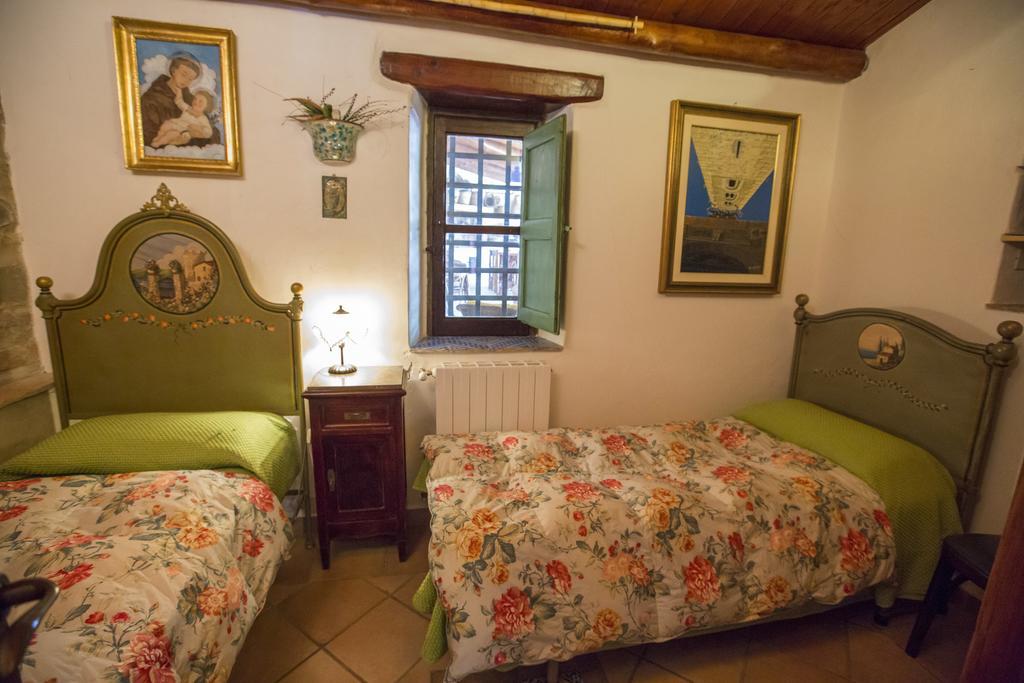 Villa Degli Artisti Cefalù Rum bild