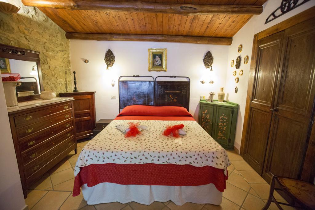 Villa Degli Artisti Cefalù Rum bild